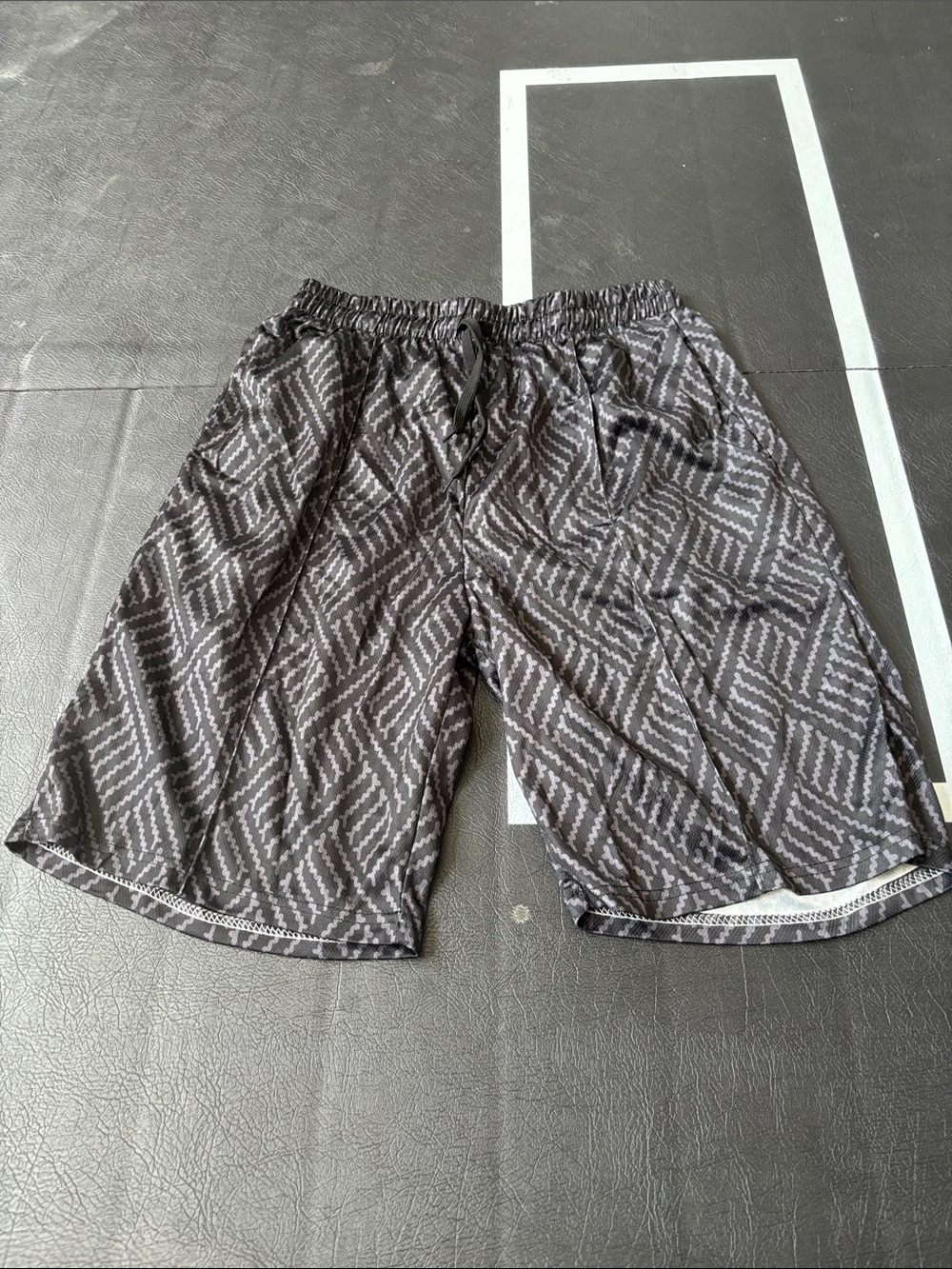 Men's Black Geometric Athletic Shorts